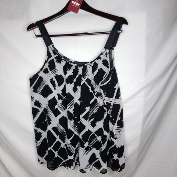 Lane Bryant Black White Tank Top Plus 18 - Picture 1 of 8